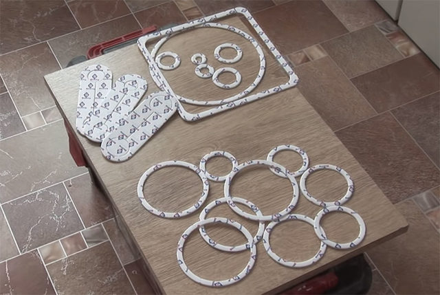 Самоклеющиеся протекторные кольца и обводы для труб