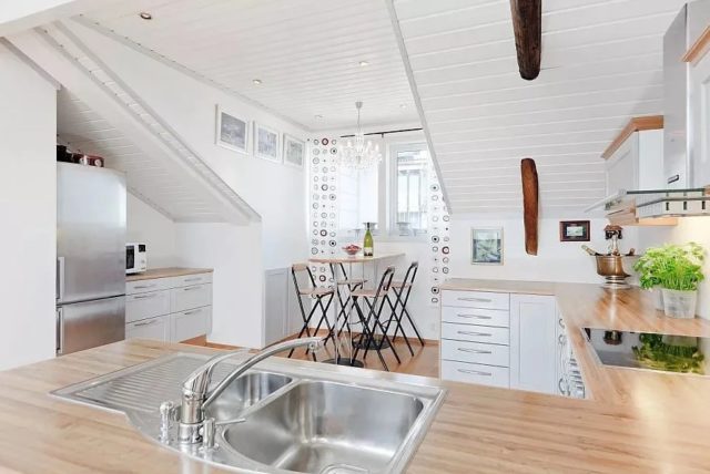 Пластиковые панели на кухне